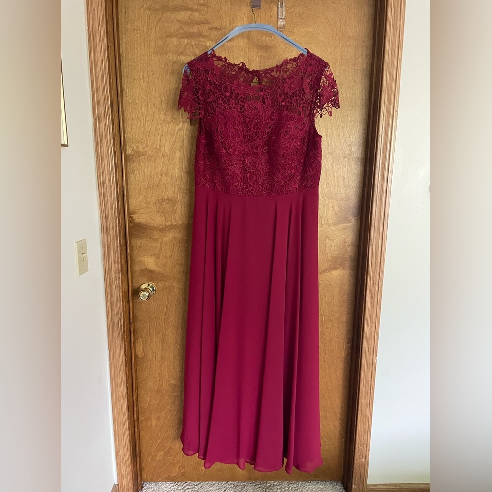 JJshouse Bridesmaid Dress Burgundy 16W